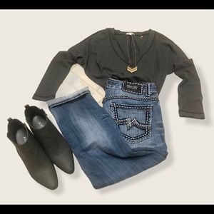 Miss Me cropped mid-rise jeans size 31